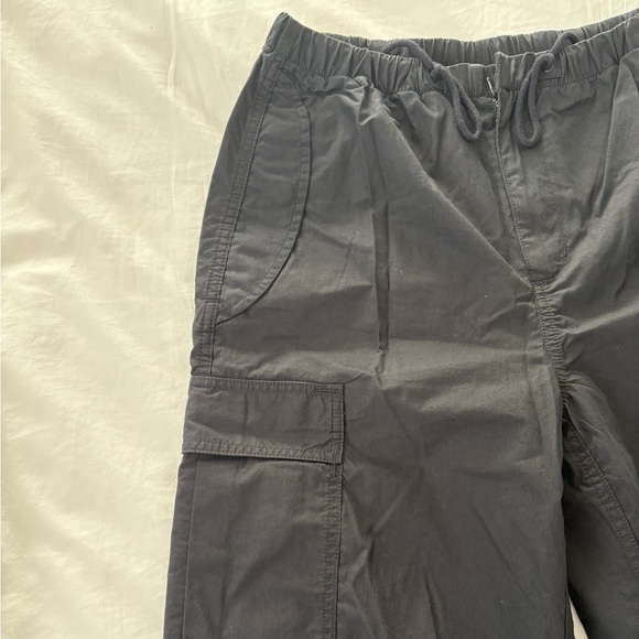 Aritzia TNA Black Parachute Cargo Pants - Picture 13 of 15